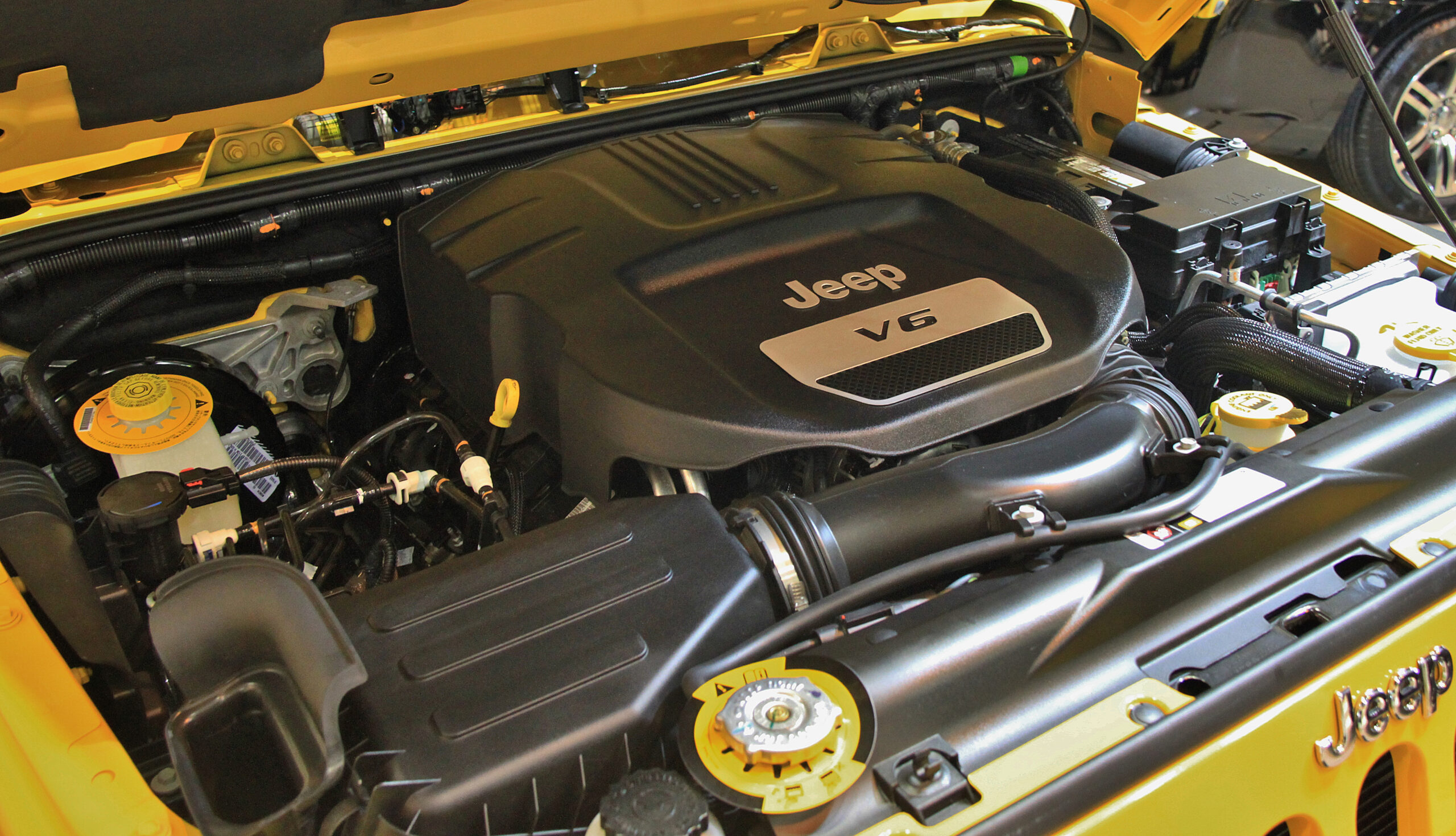 Jeep 3.6 Engine Problems: Issues, Symptoms, Causes, & Solutions