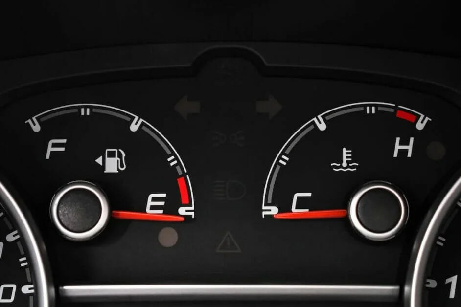 Will Disconnecting Battery Reset Fuel Gauge? Detailed Answer
